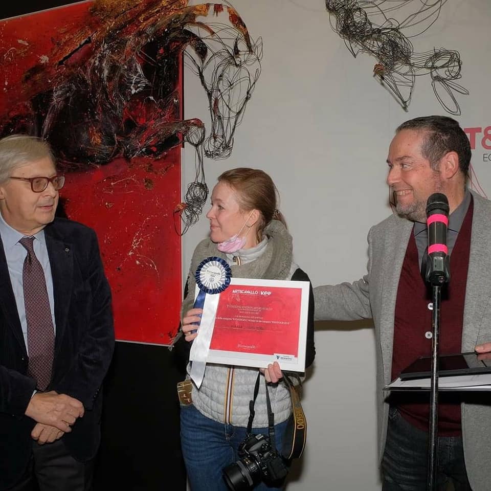 MARIA SHUTOVA VINCE IL PREMIO EQUESTRIAN CONTEMPORARY ART 2021